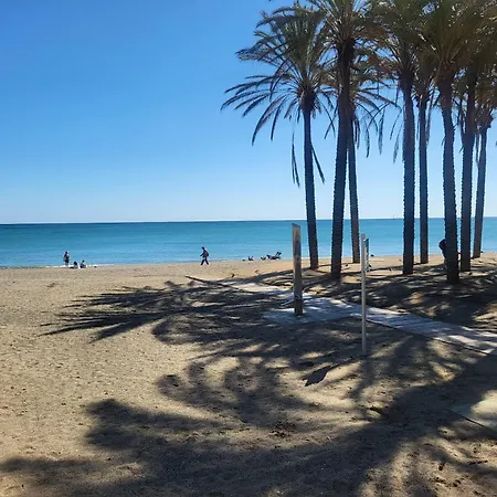 Centro Y Mar En Un Mismo Lugar