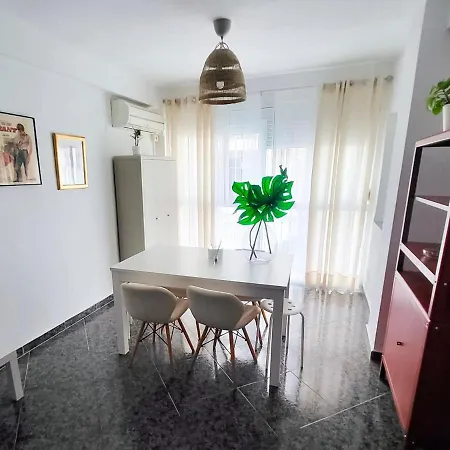 Centro Y Mar En Un Mismo Lugar توريمولينوس